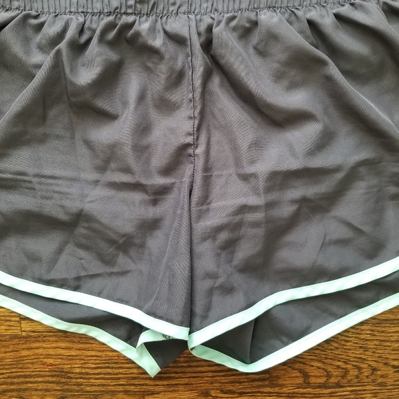 🚫SOLD🚫AthleticWorks▪︎Gym Shorts - Picture 2 of 13